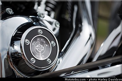 touring_road_king_classic_014_harley_davidson_2014.jpg