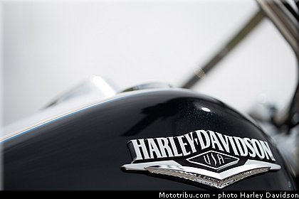 touring_road_king_classic_015_harley_davidson_2014.jpg
