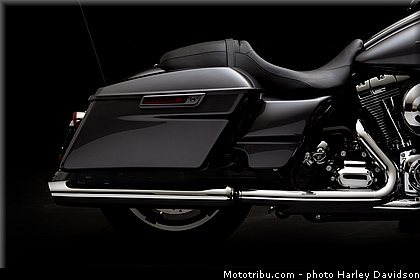touring_street_glide_011_harley_davidson_2014.jpg