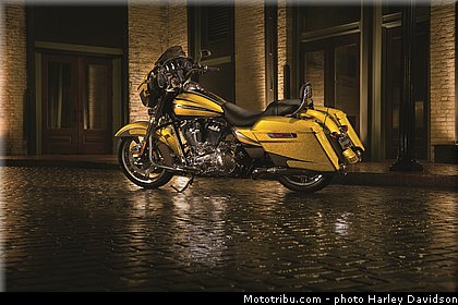 touring_street_glide_014_harley_davidson_2014.jpg
