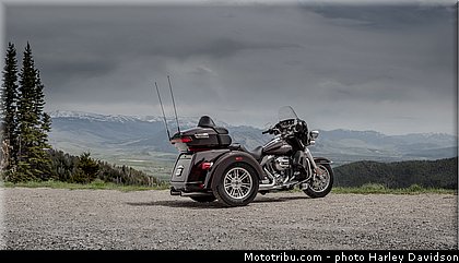 tri_glide_ultra_019_harley_davidson_2014.jpg
