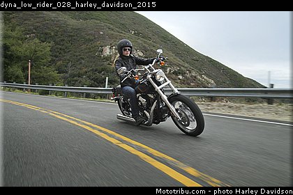 dyna_low_rider_028_harley_davidson_2015.jpg