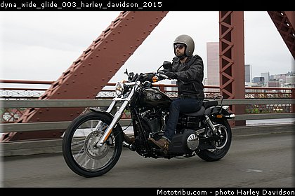 dyna_wide_glide_003_harley_davidson_2015.jpg