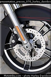 presentation_presse_070_harley_davidson_2015.jpg