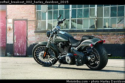 softail_breakout_002_harley_davidson_2015.jpg