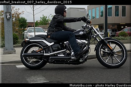 softail_breakout_007_harley_davidson_2015.jpg