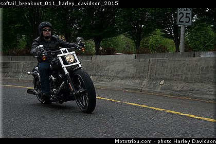 softail_breakout_011_harley_davidson_2015.jpg