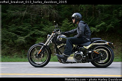 softail_breakout_013_harley_davidson_2015.jpg