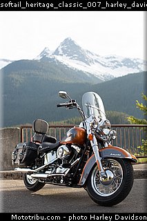 softail_heritage_classic_007_harley_davidson_2015.jpg