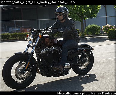 sporster_forty_eight_007_harley_davidson_2015.jpg