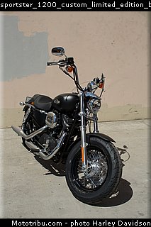 sportster_1200_custom_limited_edition_b_002_harley_davidson_2015.jpg