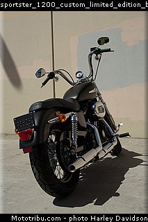 sportster_1200_custom_limited_edition_b_004_harley_davidson_2015.jpg