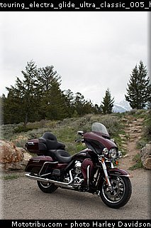 touring_electra_glide_ultra_classic_005_harley_davidson_2015.jpg