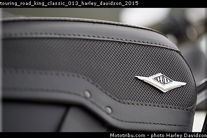 touring_road_king_classic_013_harley_davidson_2015.jpg