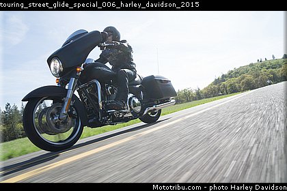 touring_street_glide_special_006_harley_davidson_2015.jpg