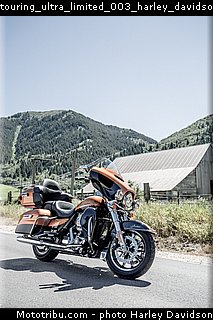 touring_ultra_limited_003_harley_davidson_2015.jpg