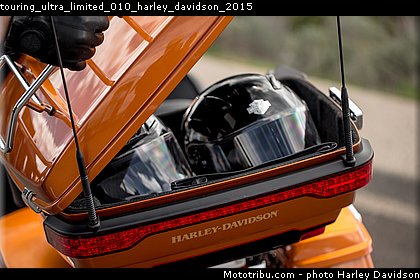 touring_ultra_limited_010_harley_davidson_2015.jpg