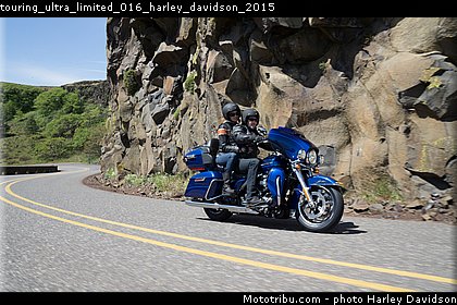 touring_ultra_limited_016_harley_davidson_2015.jpg
