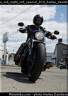 v_rod_night_rod_special_010_harley_davidson_2015.jpg