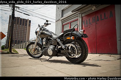 dyna_wide_glide_021_harley_davidson_2016.jpg