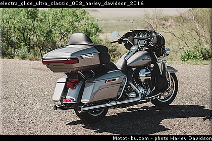 electra_glide_ultra_classic_003_harley_davidson_2016.jpg