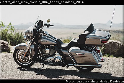 electra_glide_ultra_classic_006_harley_davidson_2016.jpg