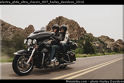 electra_glide_ultra_classic_007_harley_davidson_2016.jpg