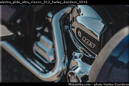 electra_glide_ultra_classic_012_harley_davidson_2016.jpg