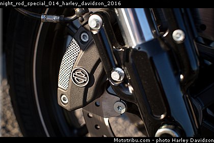 night_rod_special_014_harley_davidson_2016.jpg