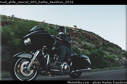 road_glide_special_003_harley_davidson_2016.jpg
