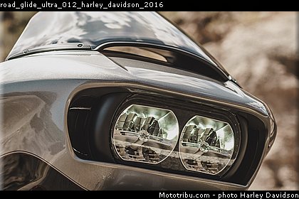 road_glide_ultra_012_harley_davidson_2016.jpg