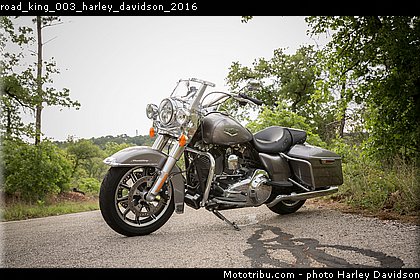 road_king_003_harley_davidson_2016.jpg