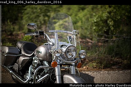road_king_006_harley_davidson_2016.jpg