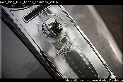 road_king_013_harley_davidson_2016.jpg