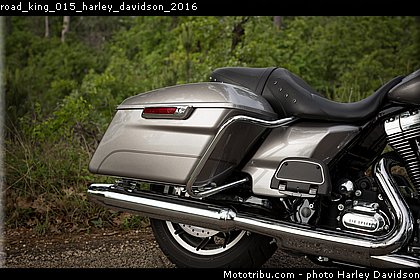 road_king_015_harley_davidson_2016.jpg