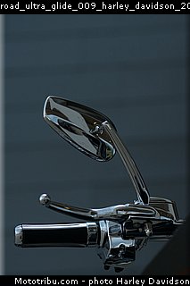 road_ultra_glide_009_harley_davidson_2016.jpg