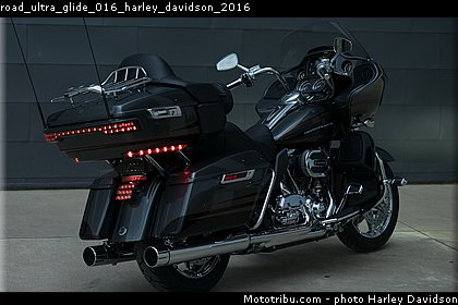 road_ultra_glide_016_harley_davidson_2016.jpg