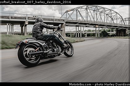 softail_breakout_007_harley_davidson_2016.jpg