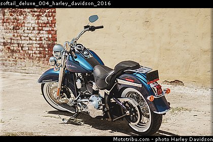softail_deluxe_004_harley_davidson_2016.jpg