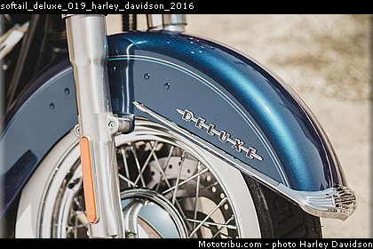 softail_deluxe_019_harley_davidson_2016.jpg