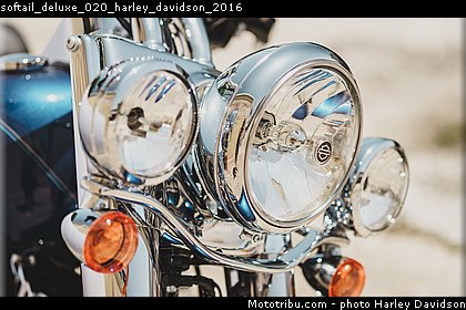 softail_deluxe_020_harley_davidson_2016.jpg
