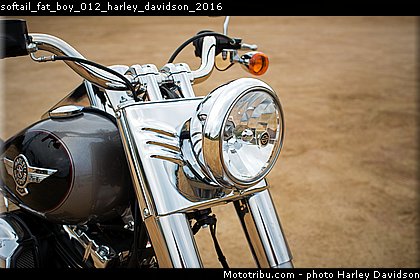 softail_fat_boy_012_harley_davidson_2016.jpg