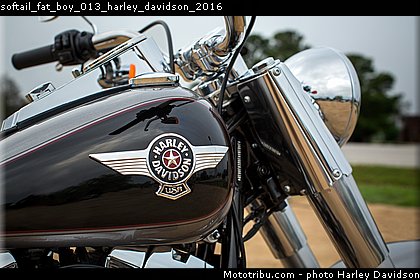 softail_fat_boy_013_harley_davidson_2016.jpg