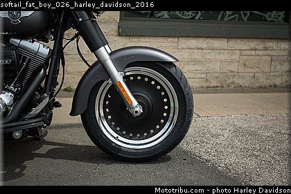 softail_fat_boy_026_harley_davidson_2016.jpg