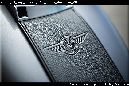 softail_fat_boy_special_014_harley_davidson_2016.jpg