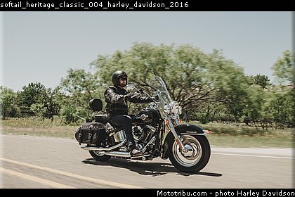 softail_heritage_classic_004_harley_davidson_2016.jpg