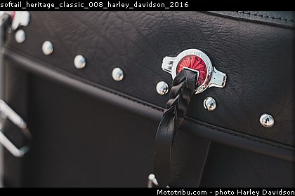 softail_heritage_classic_008_harley_davidson_2016.jpg