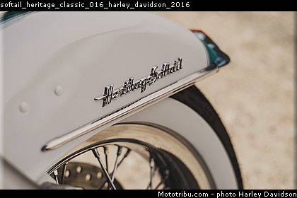softail_heritage_classic_016_harley_davidson_2016.jpg