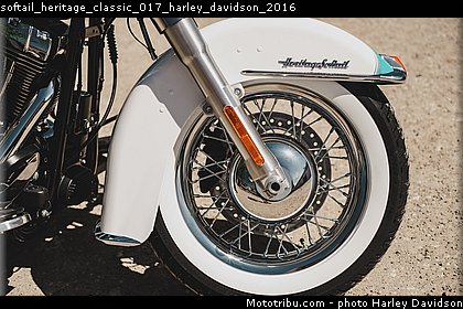 softail_heritage_classic_017_harley_davidson_2016.jpg