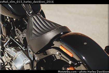softail_slim_013_harley_davidson_2016.jpg